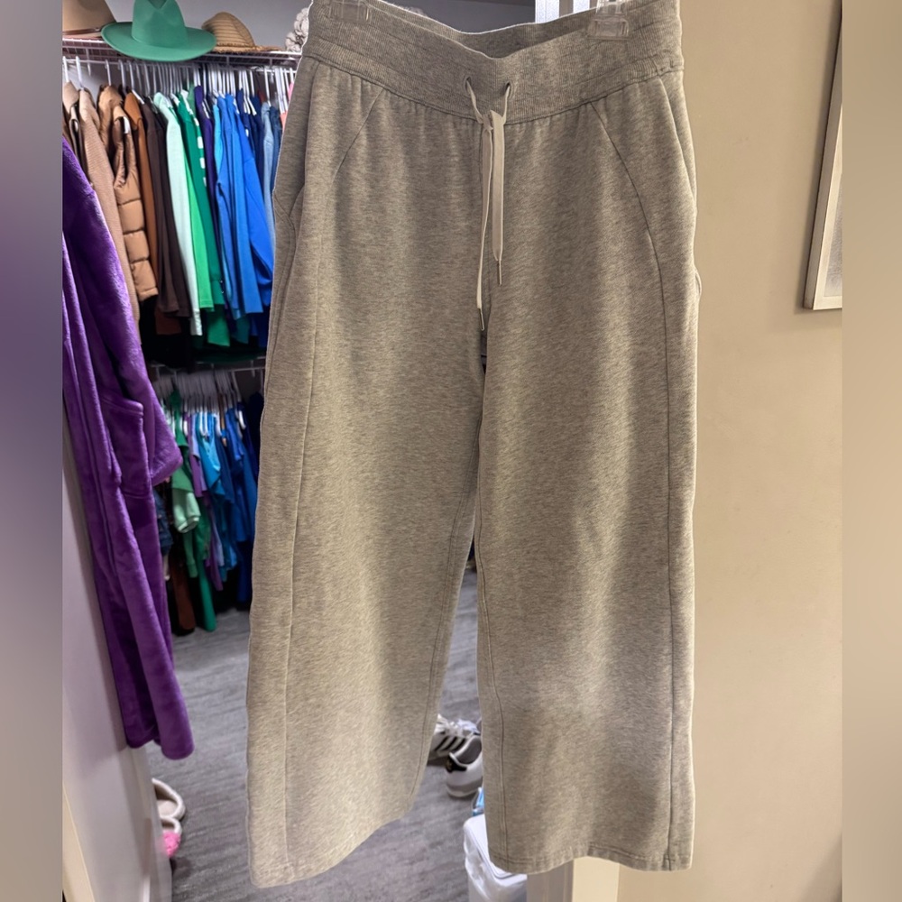Lululemon wide leg scuba sweatpants
